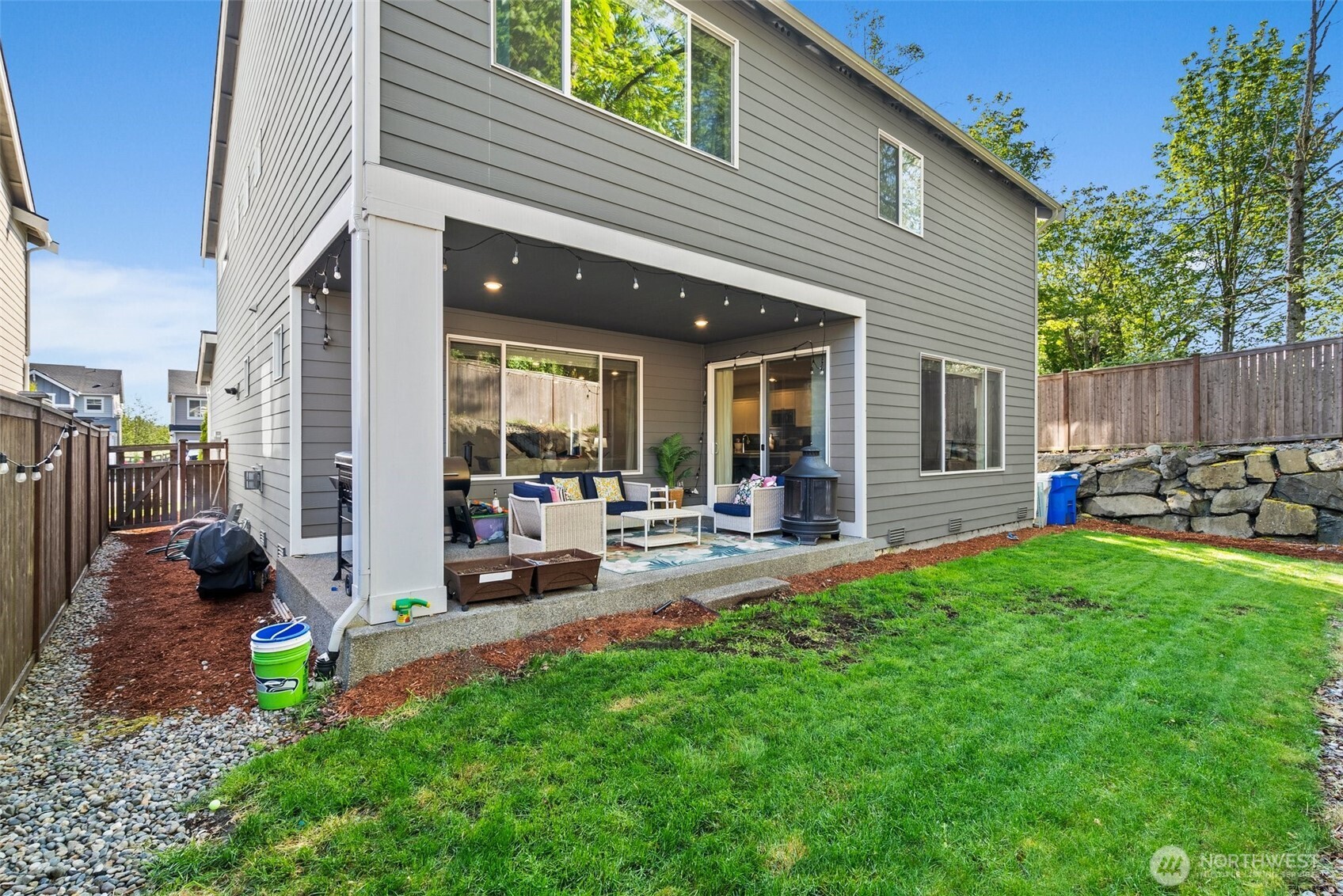 property viewer photo 25