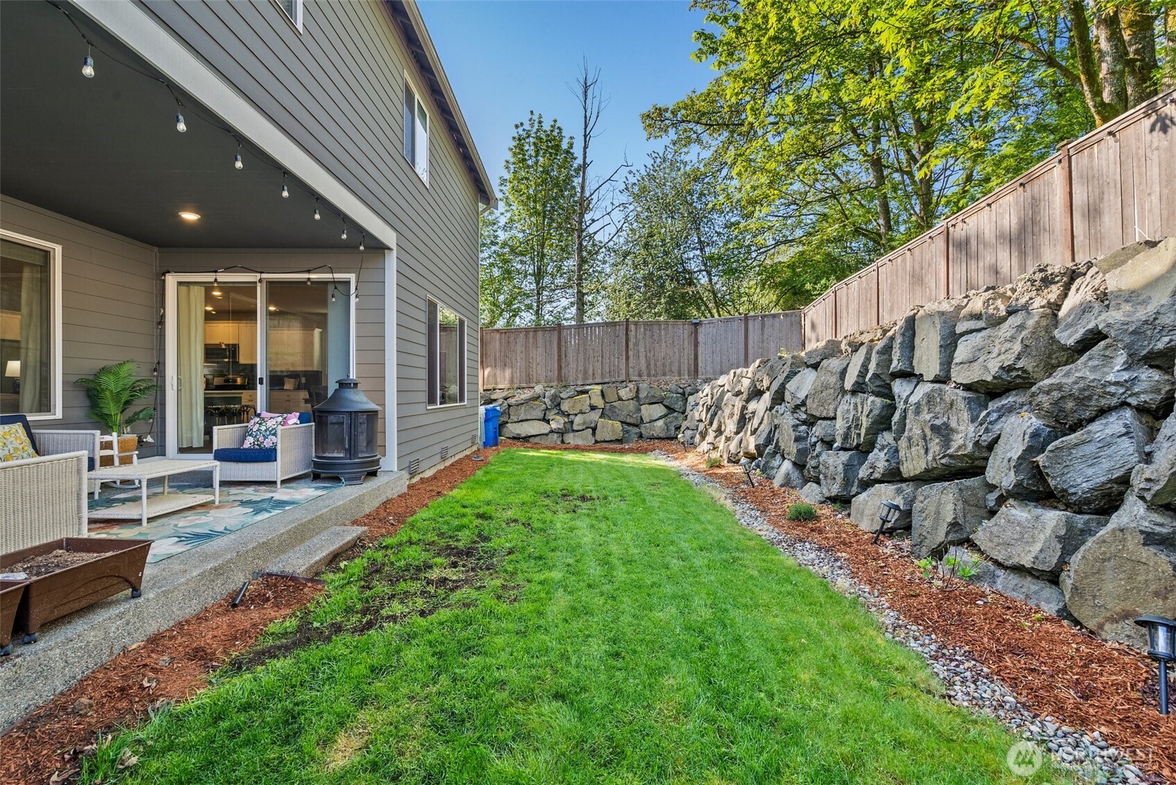 property viewer photo 27