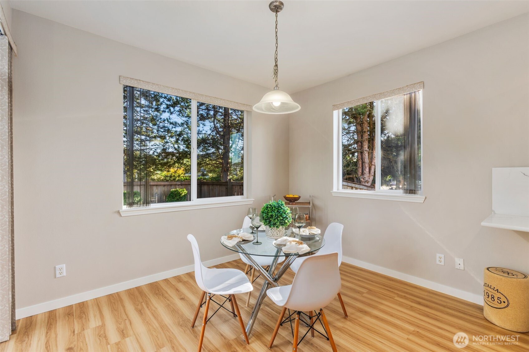 property viewer photo 12