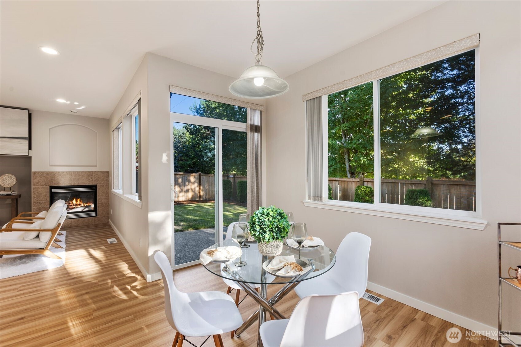 property viewer photo 13