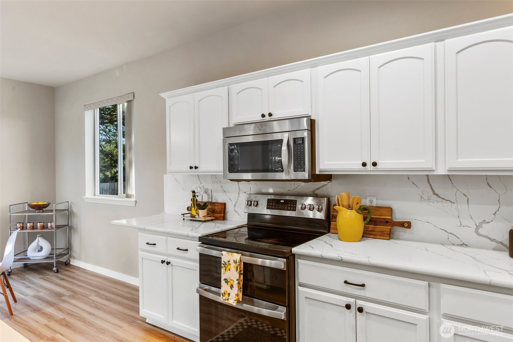 property viewer photo 18