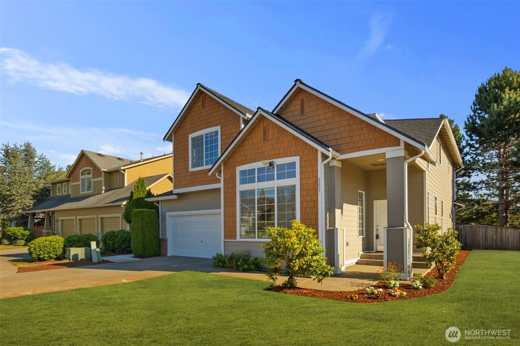 property viewer photo 2