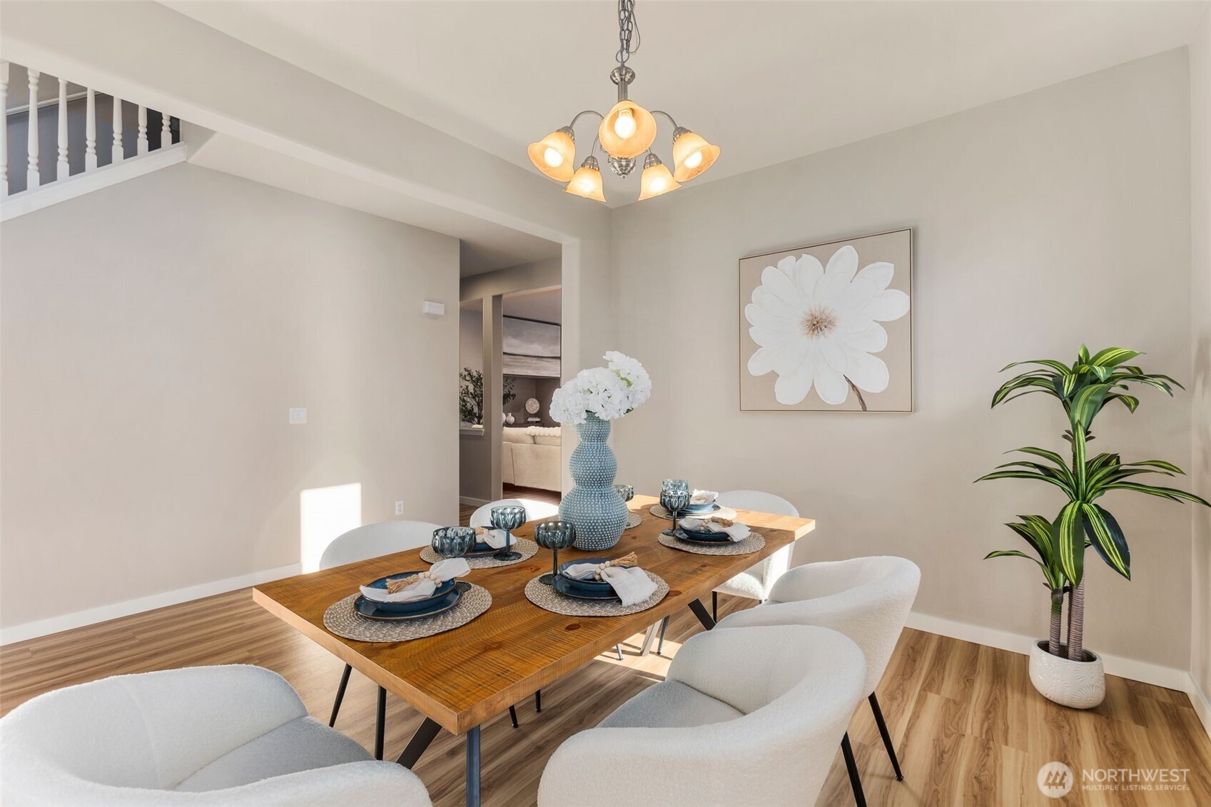 property viewer photo 20