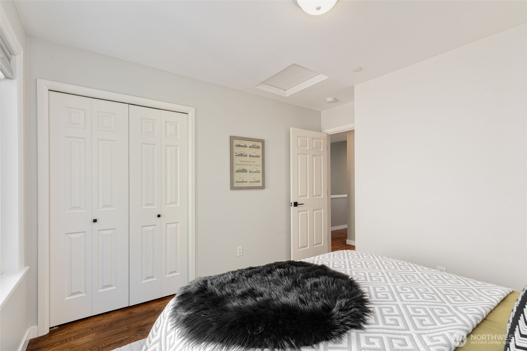 property viewer photo 22