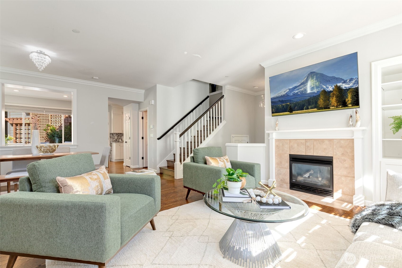property viewer photo 3