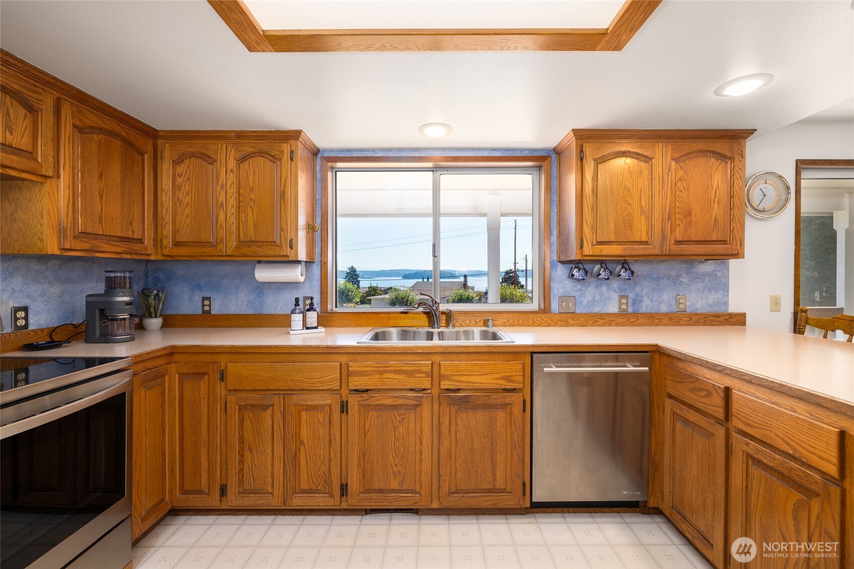property viewer photo 12
