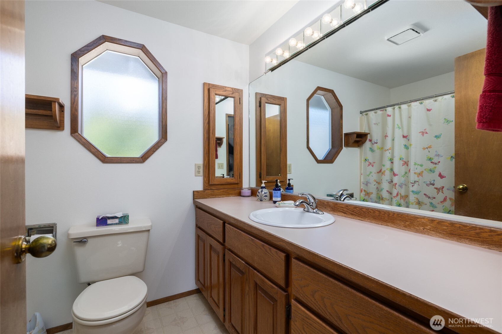 property viewer photo 24