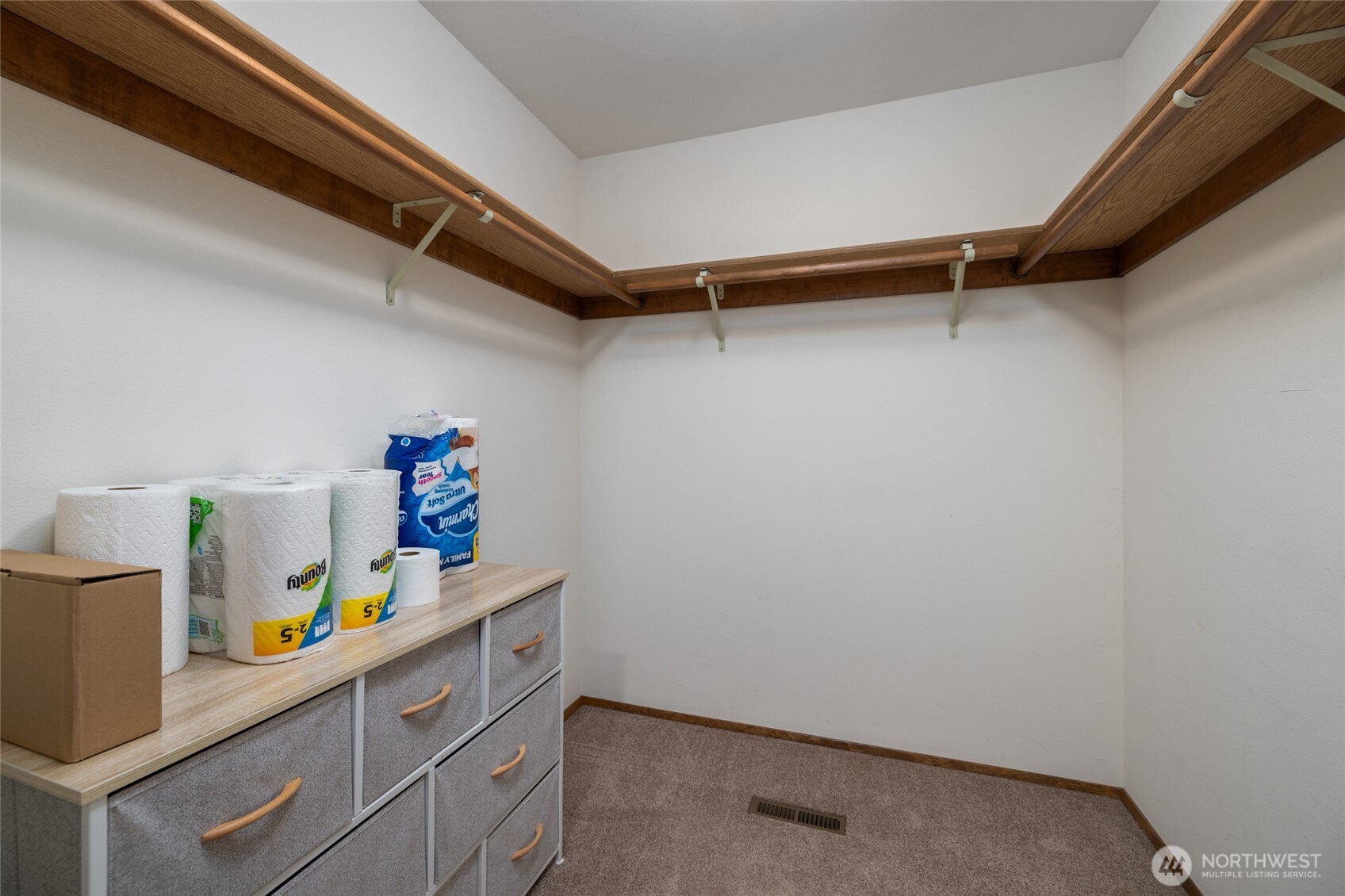property viewer photo 27