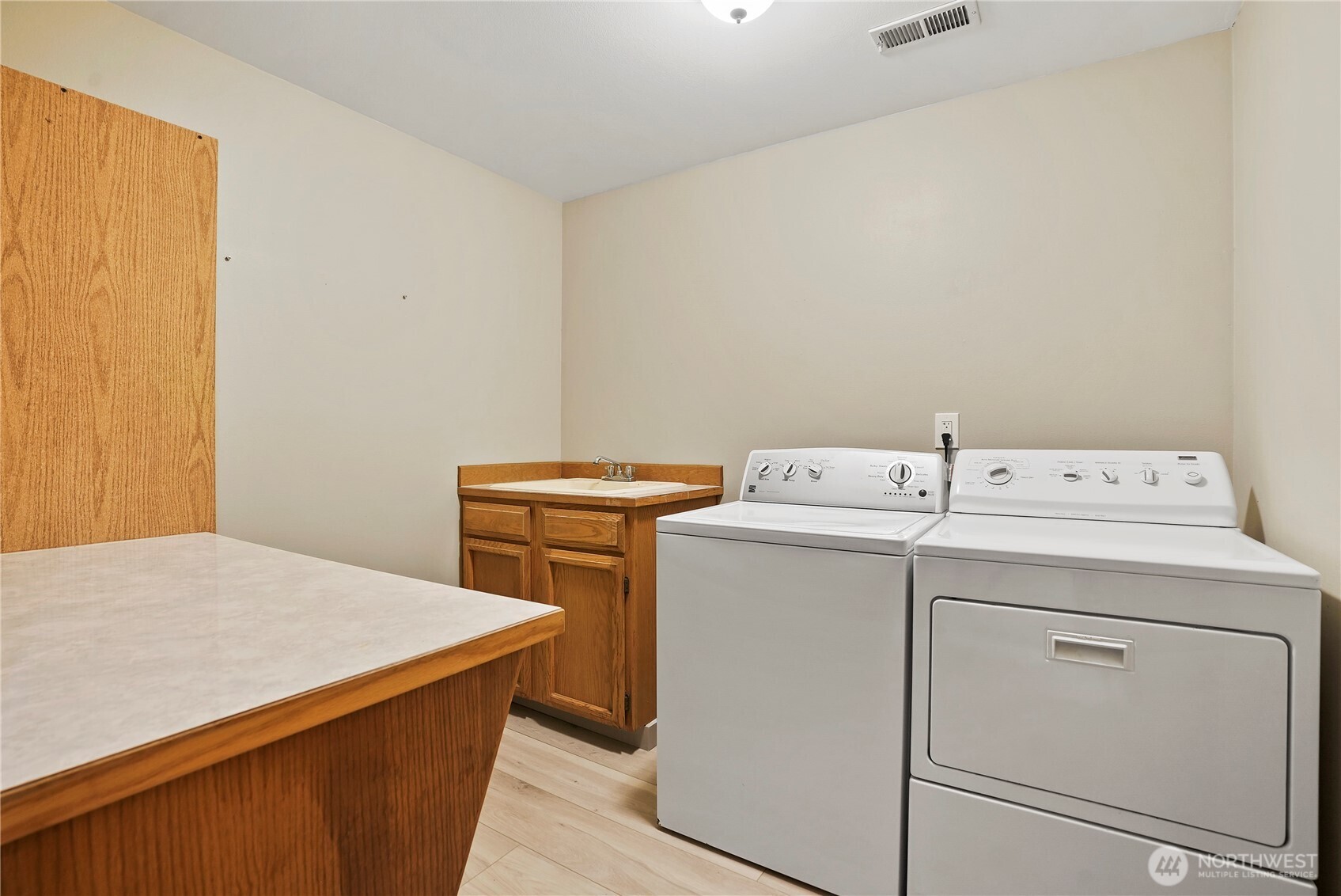 property viewer photo 30