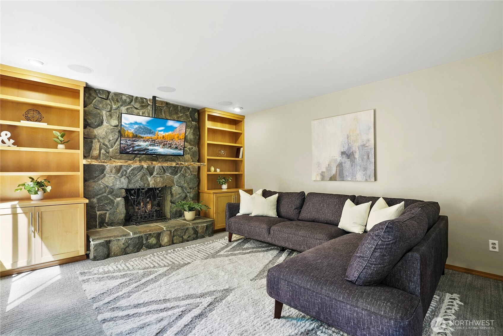 property viewer photo 9