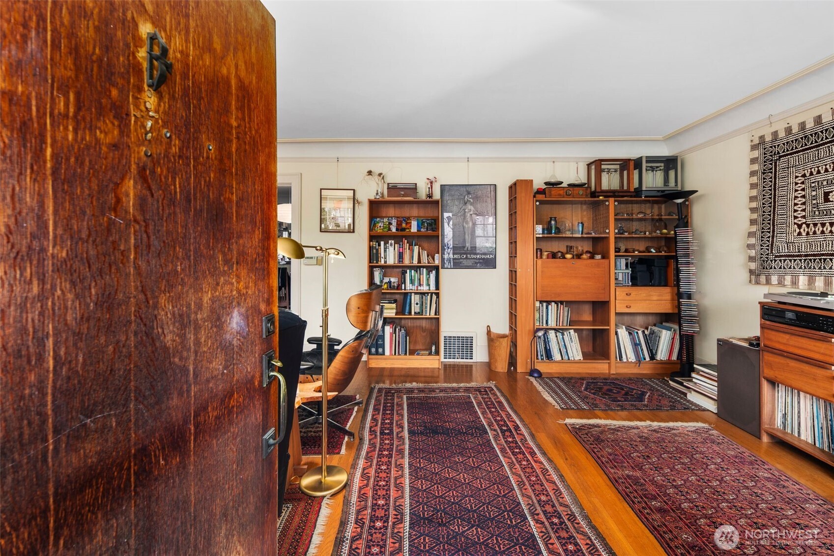 property viewer photo 1