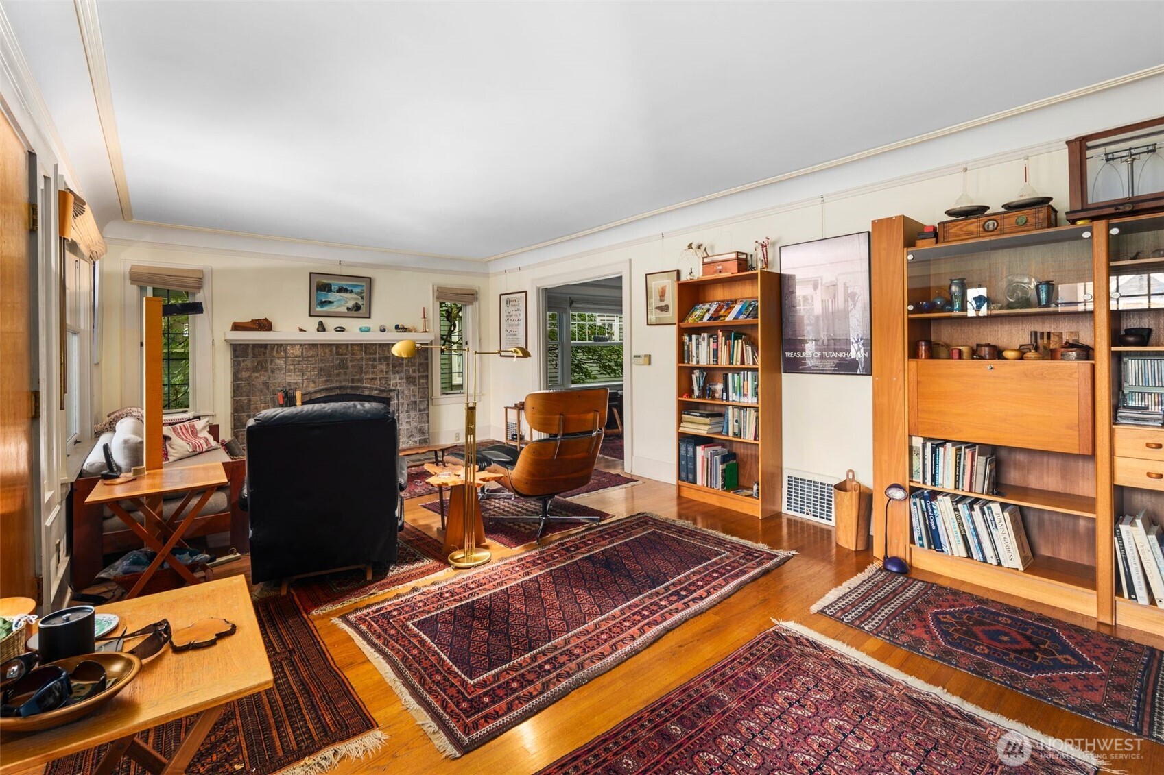 property viewer photo 2