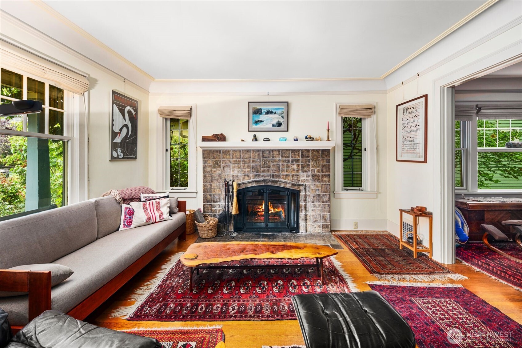 property viewer photo 3