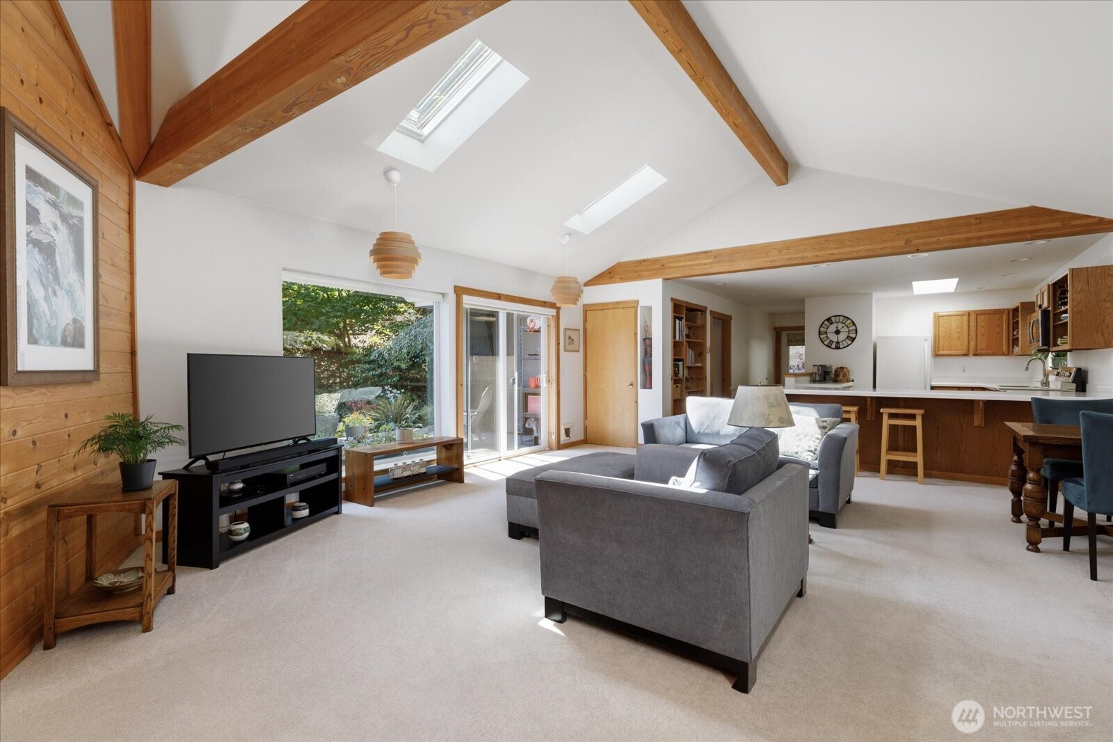 property viewer photo 13