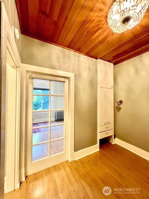 property viewer photo 13