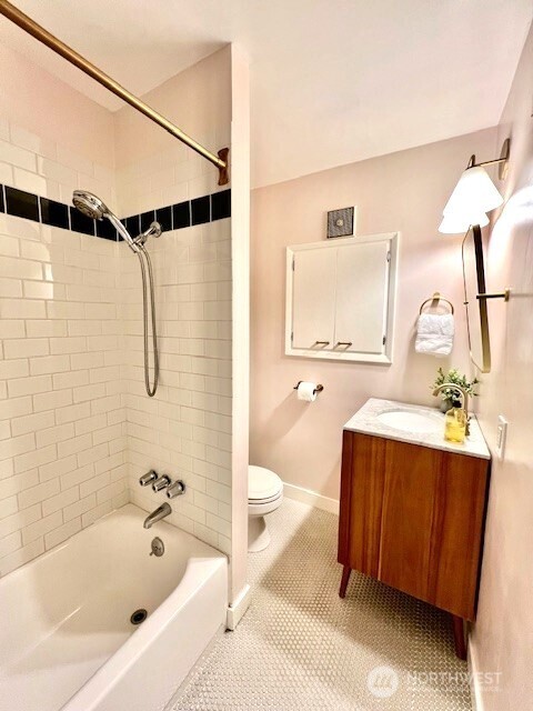 property viewer photo 14