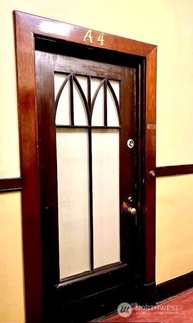 property viewer photo 4