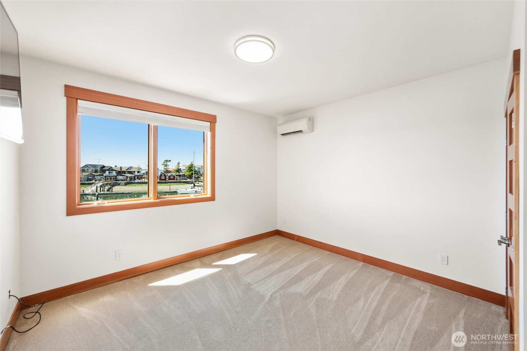 property viewer photo 11