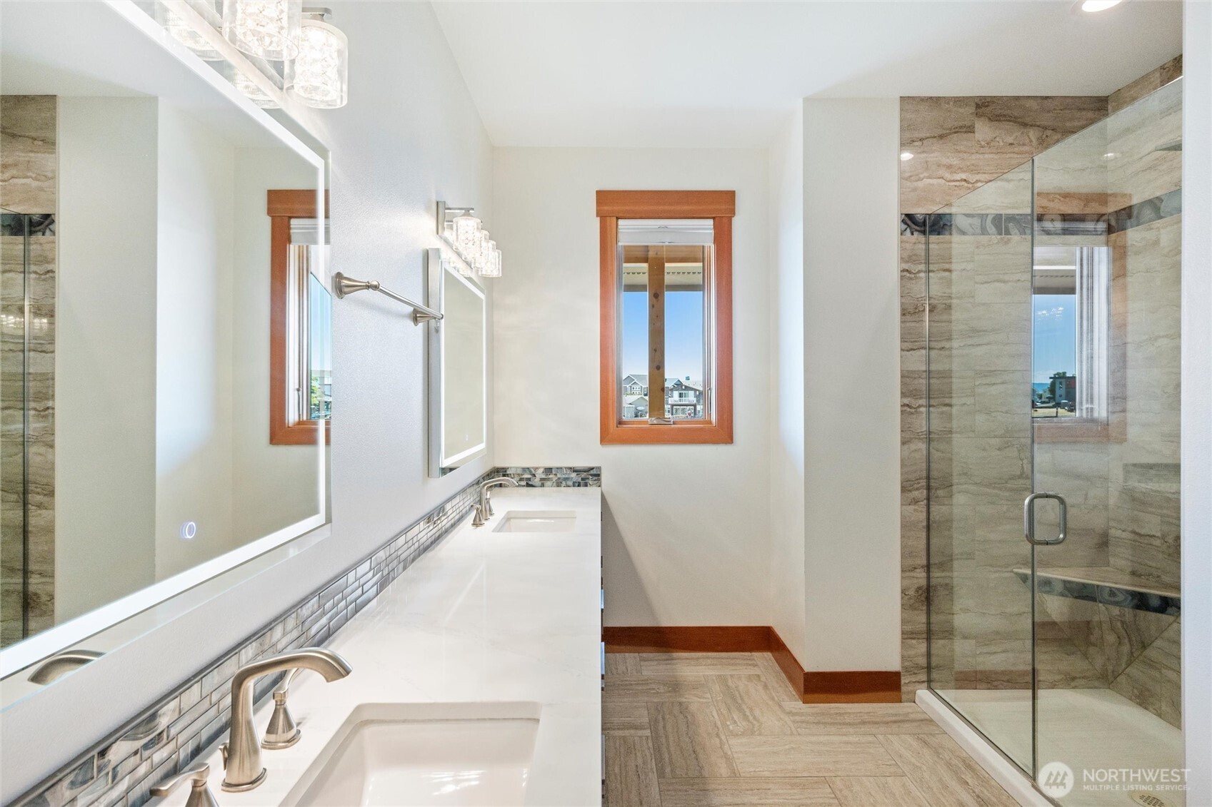 property viewer photo 7