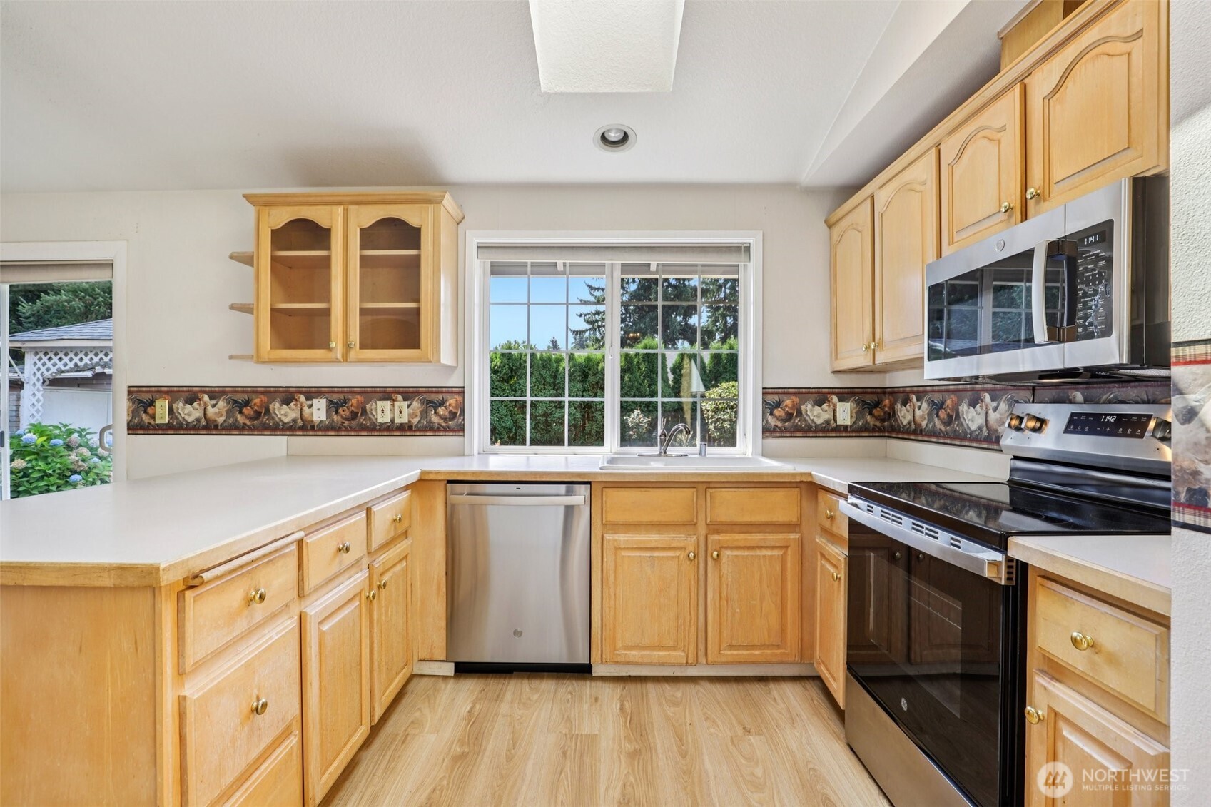 property viewer photo 11