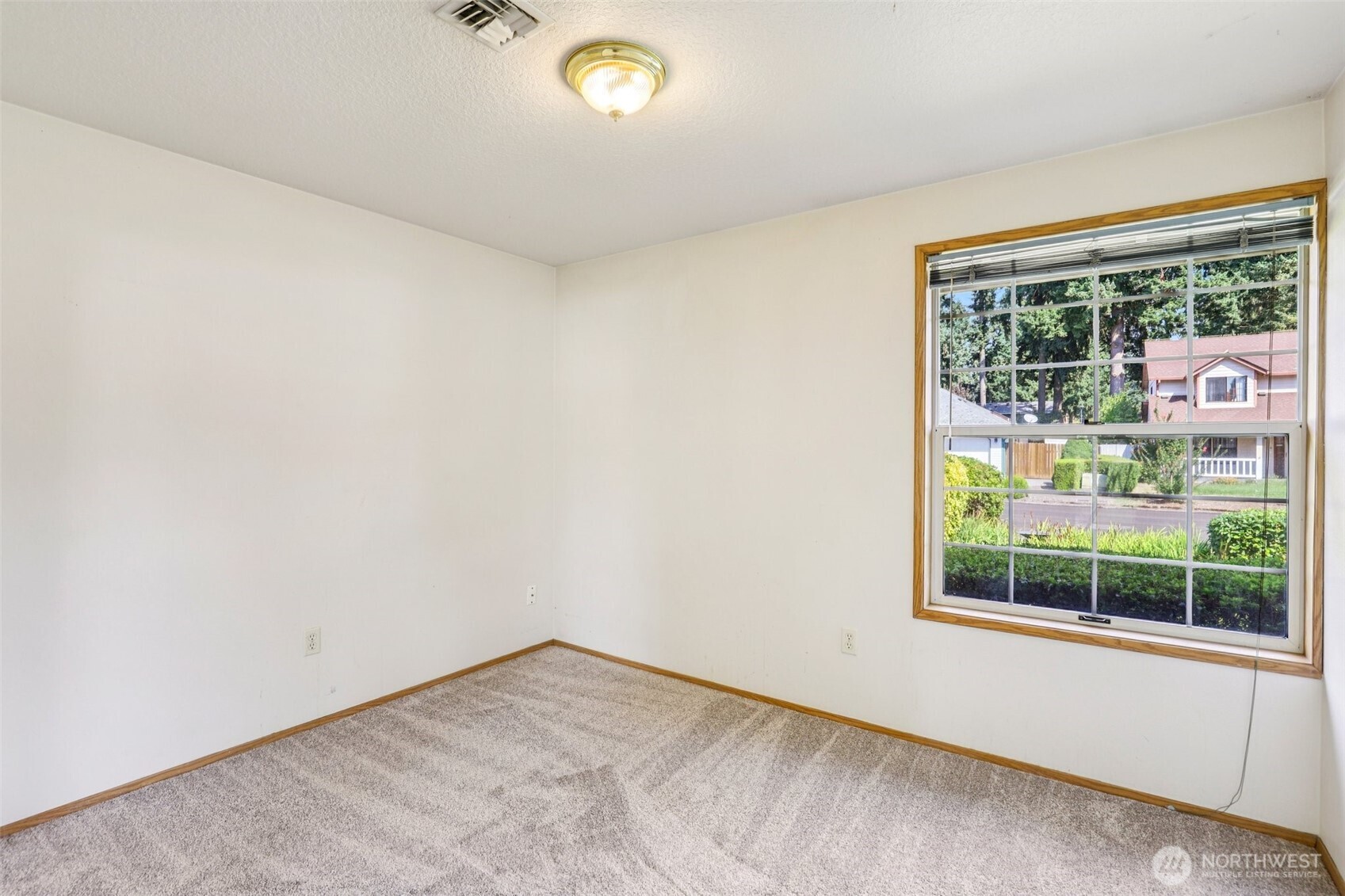 property viewer photo 19