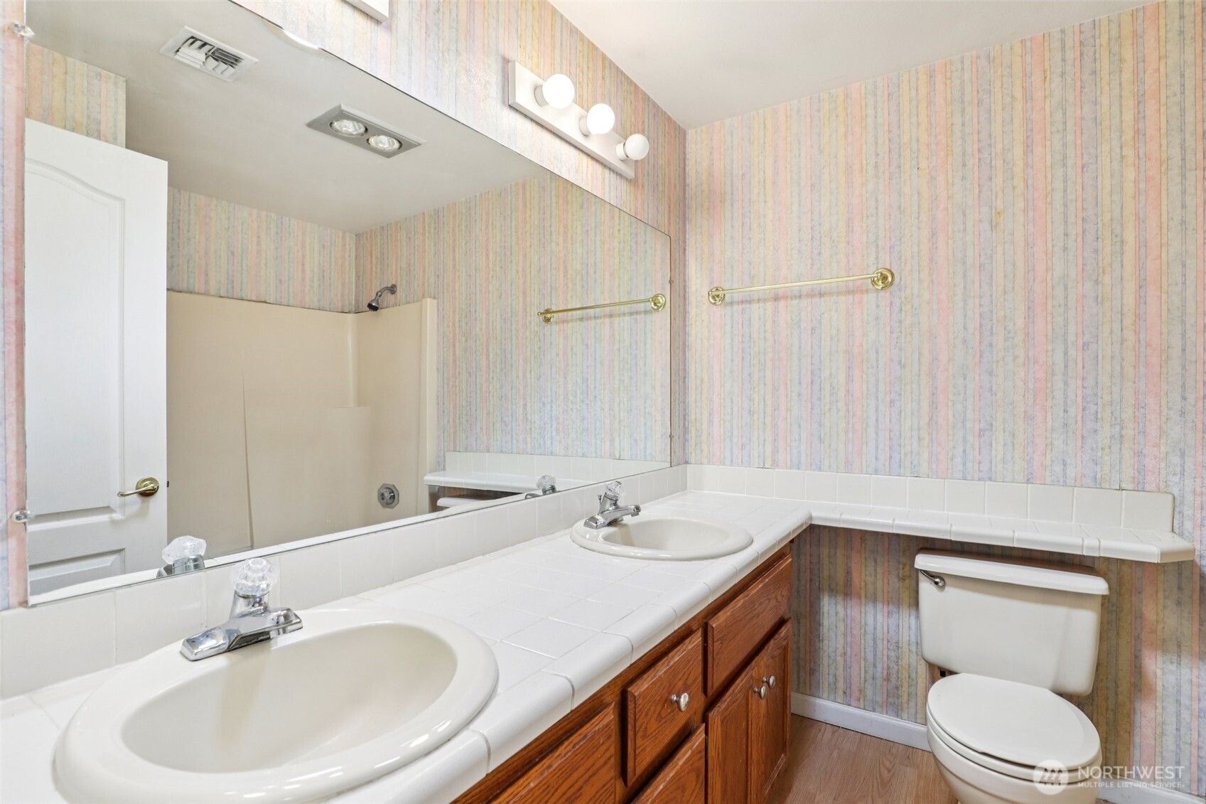 property viewer photo 20