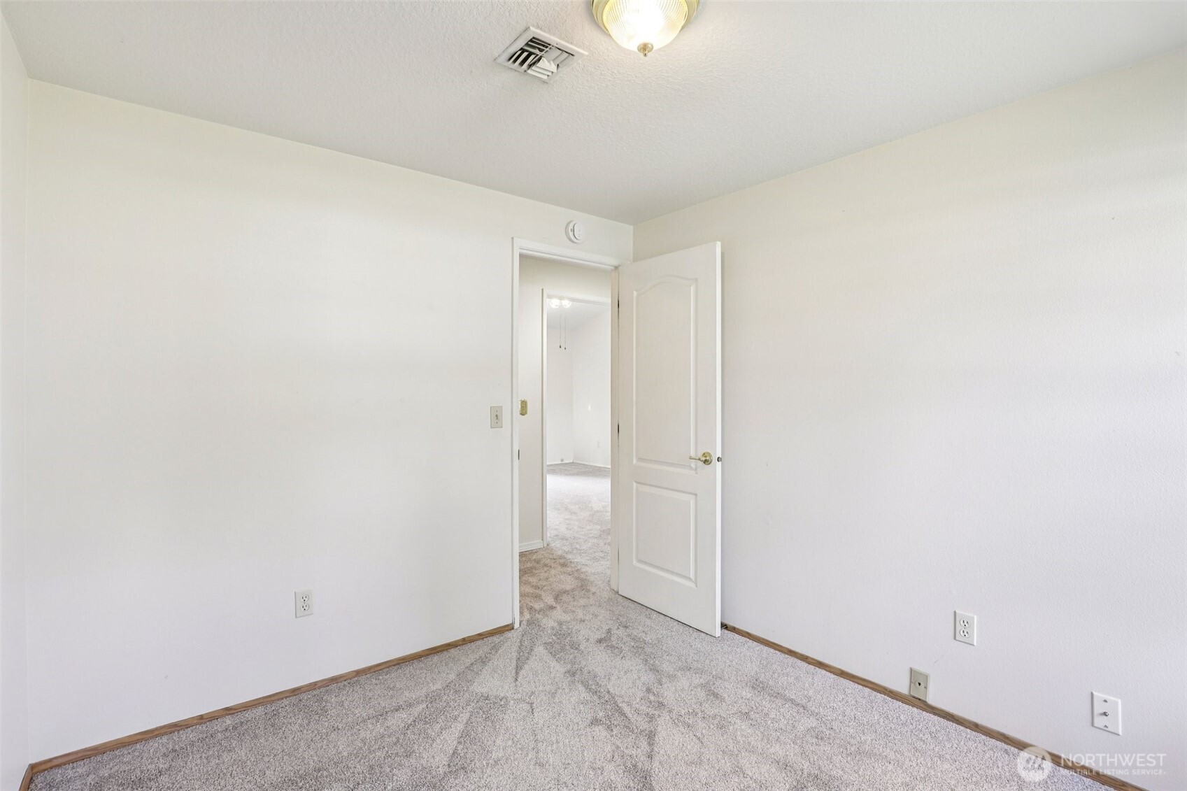 property viewer photo 21