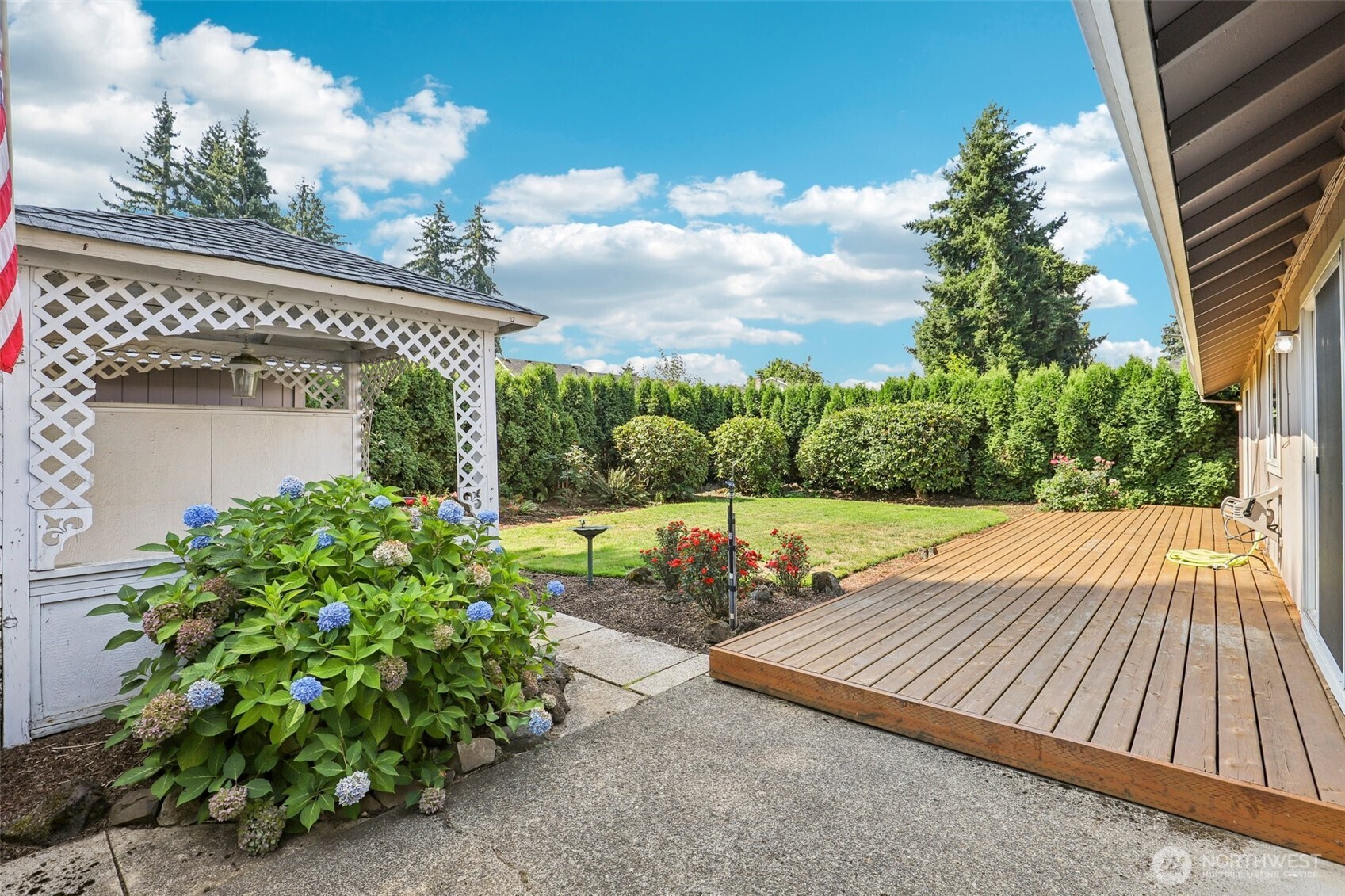 property viewer photo 24