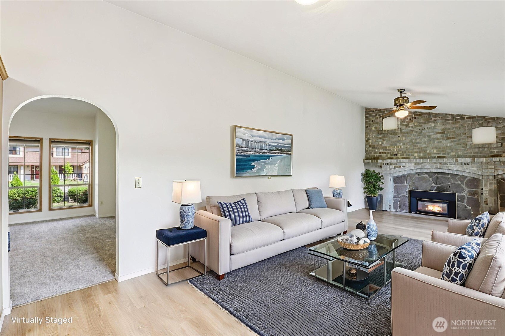 property viewer photo 7