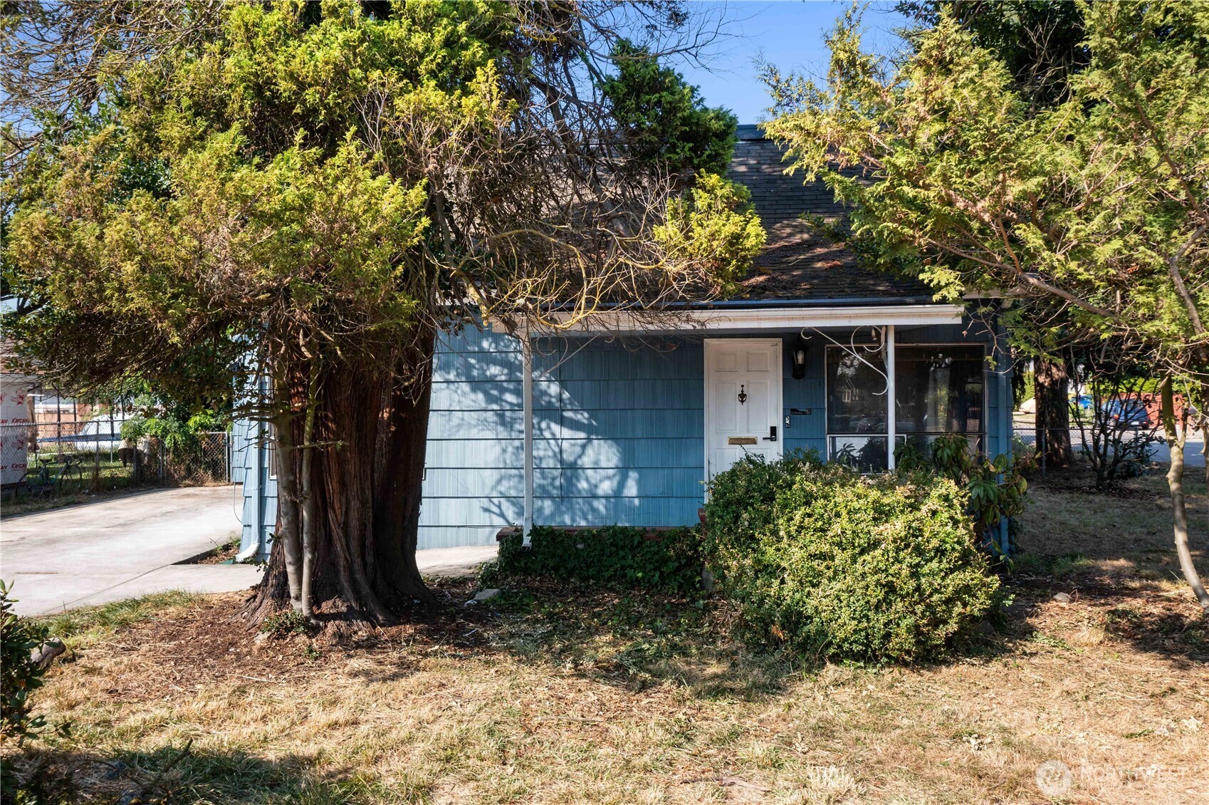 property viewer photo 1