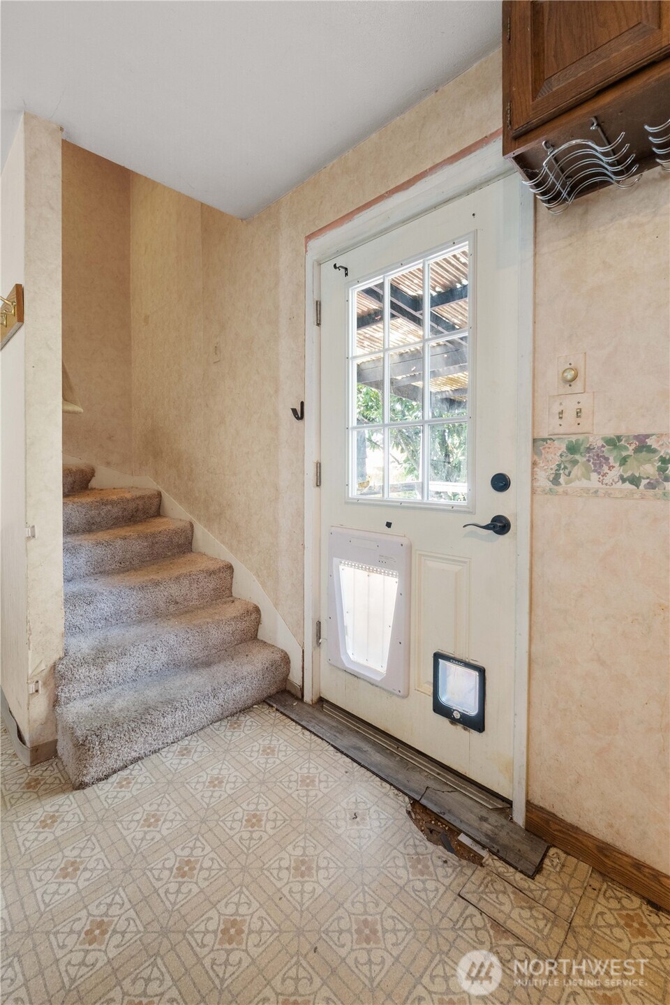 property viewer photo 13