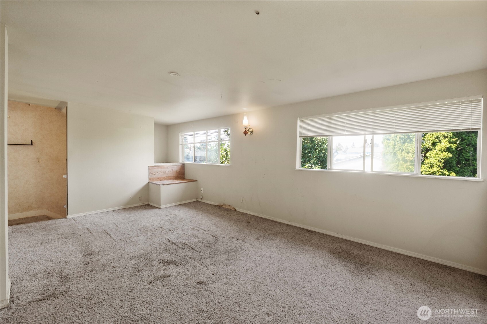 property viewer photo 14