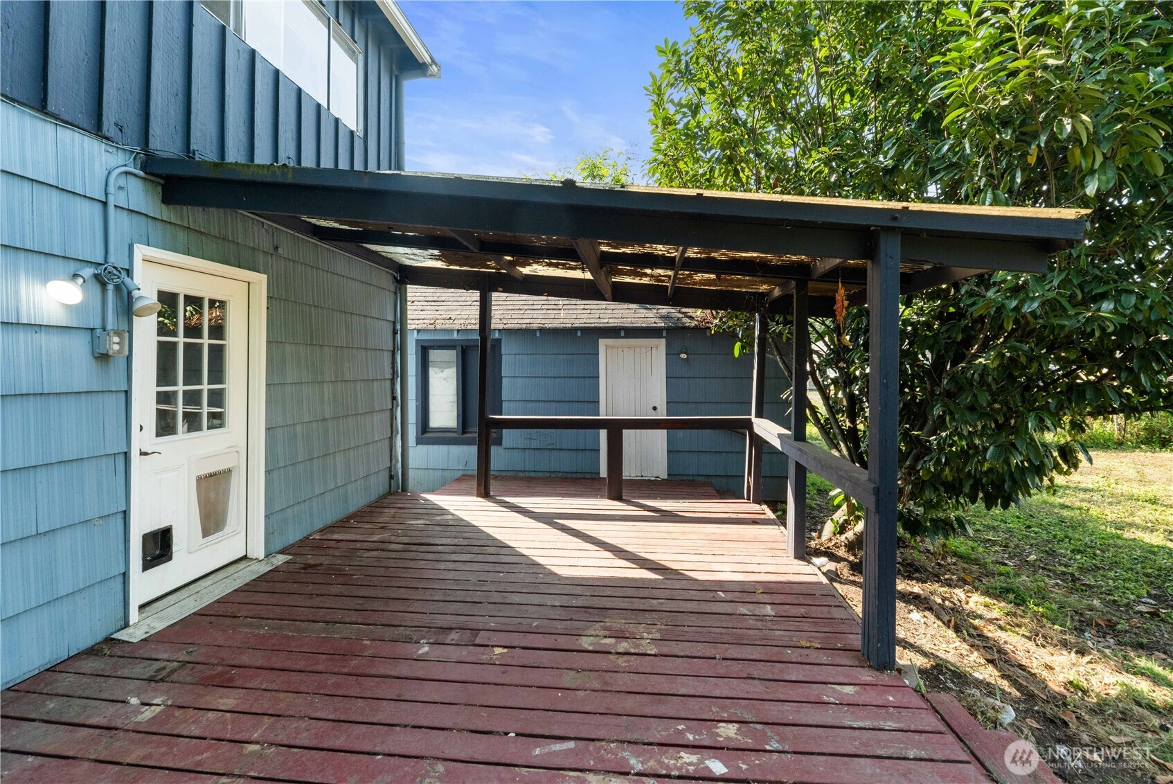 property viewer photo 18