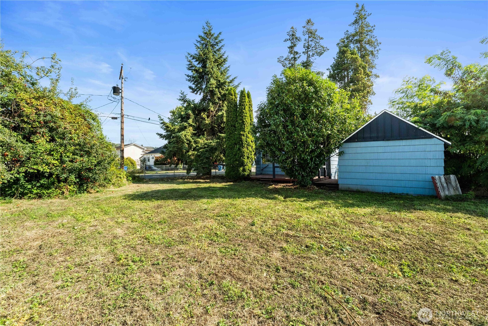 property viewer photo 22