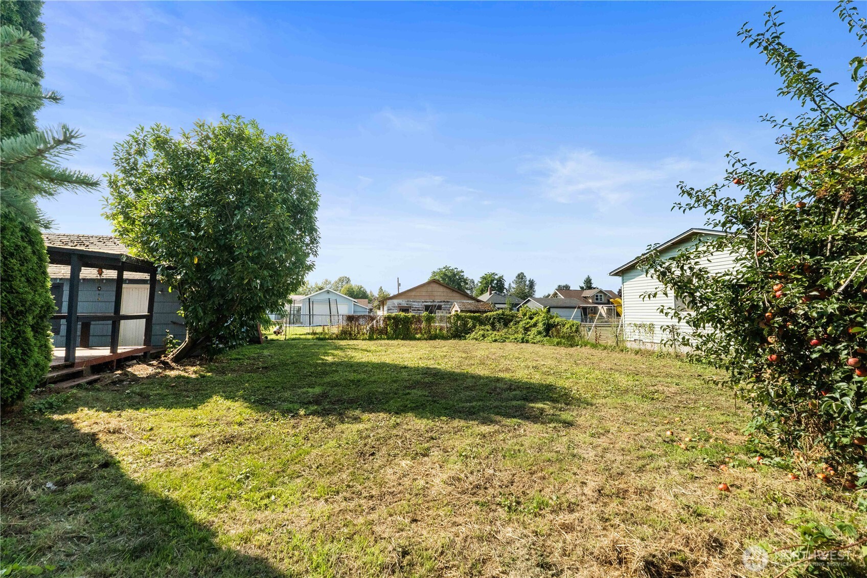 property viewer photo 23