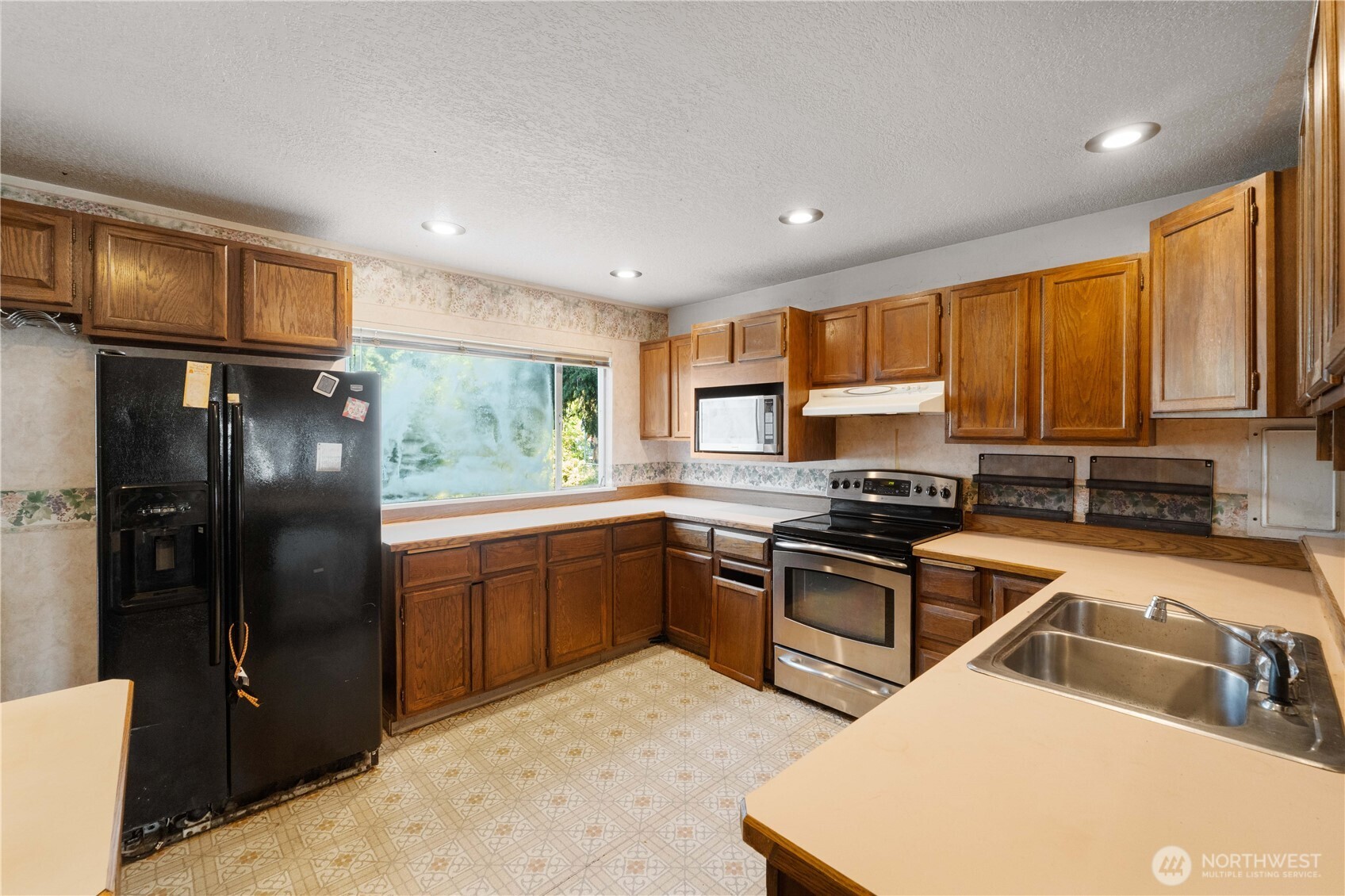 property viewer photo 9