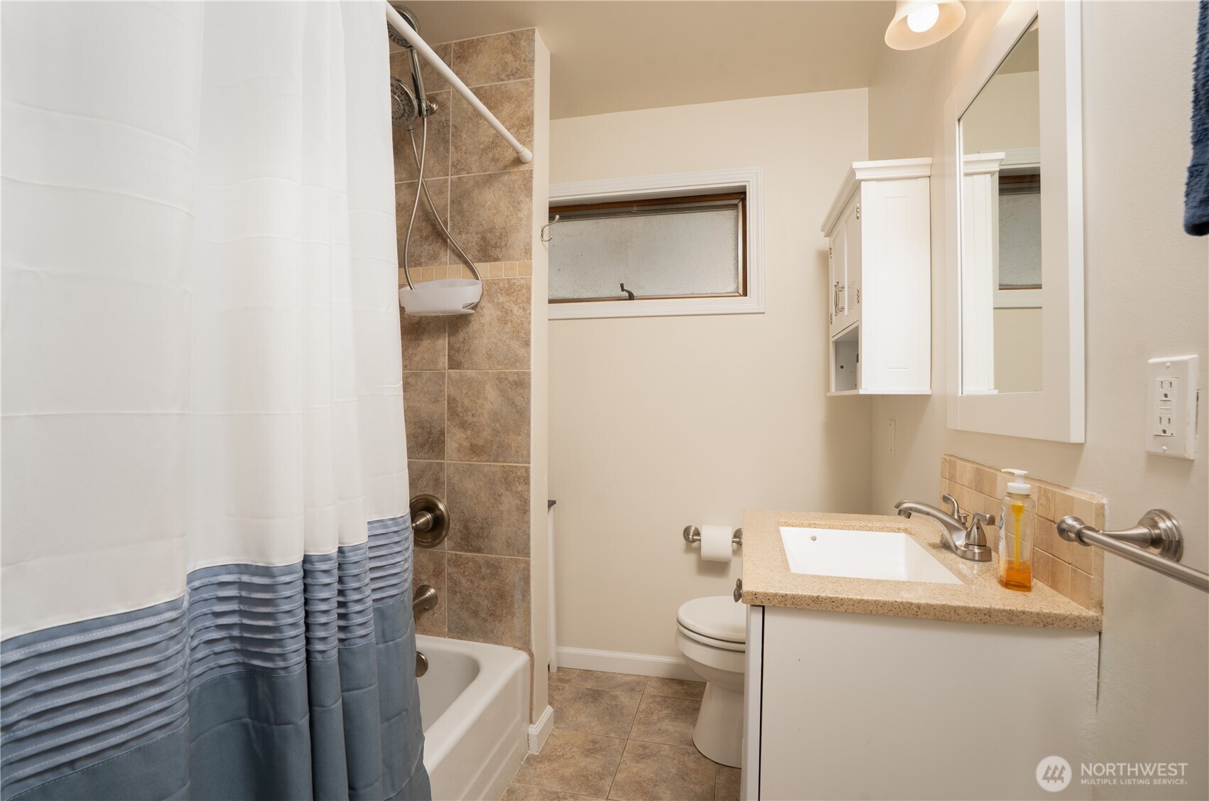 property viewer photo 9