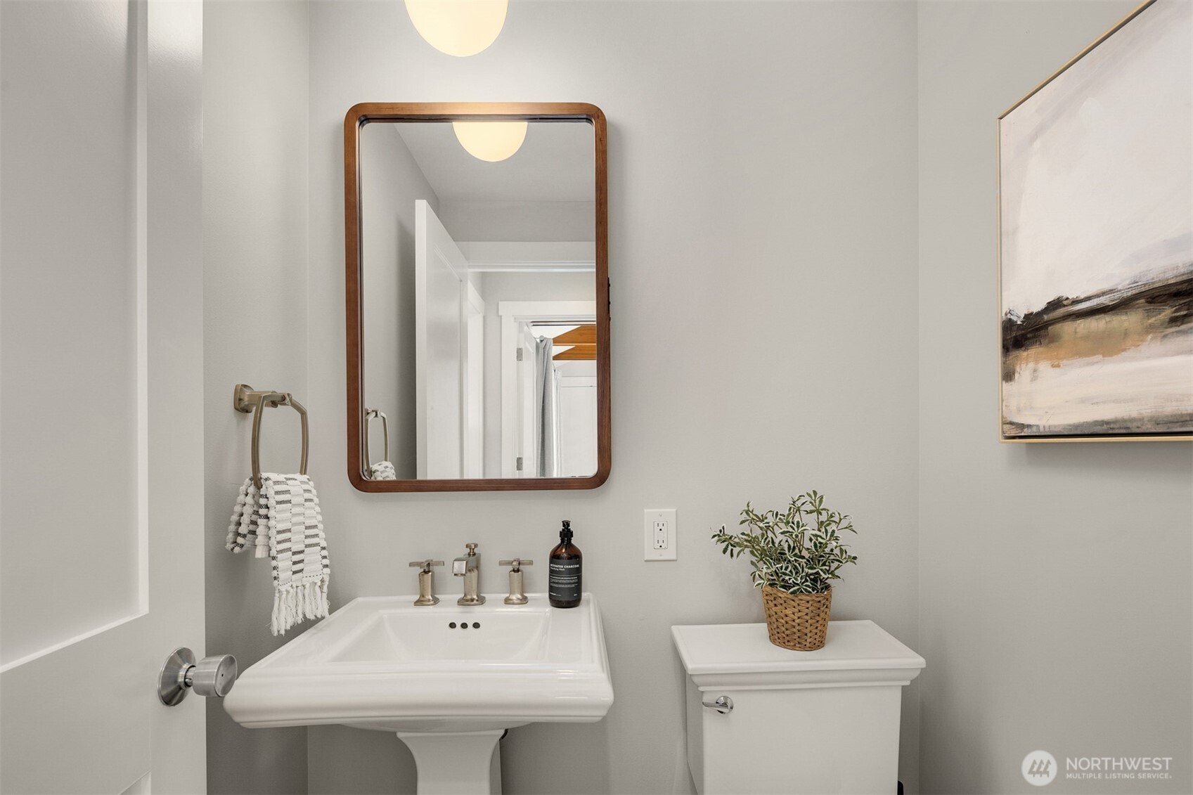 property viewer photo 18