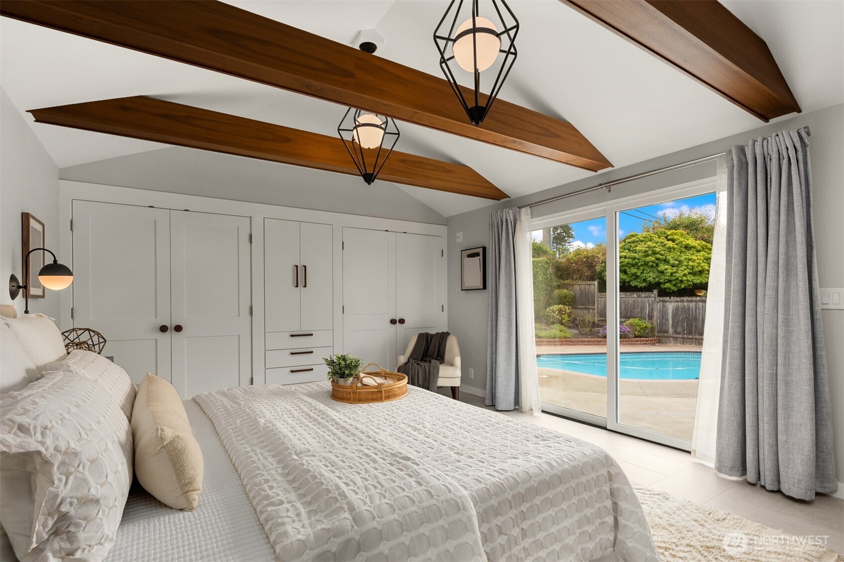 property viewer photo 20