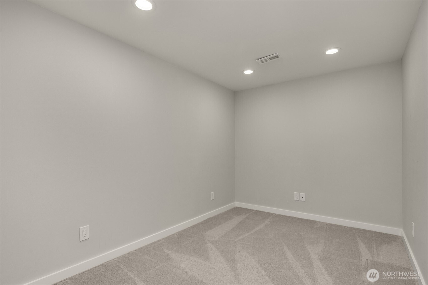 property viewer photo 32