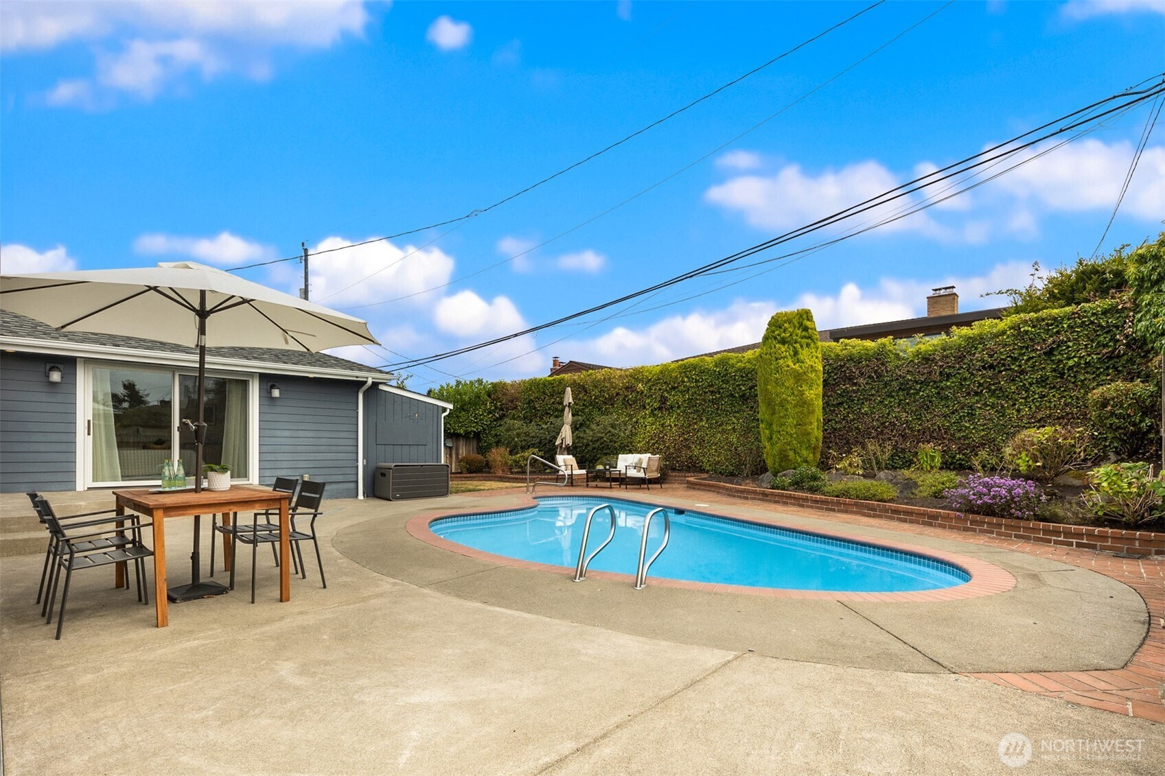 property viewer photo 36