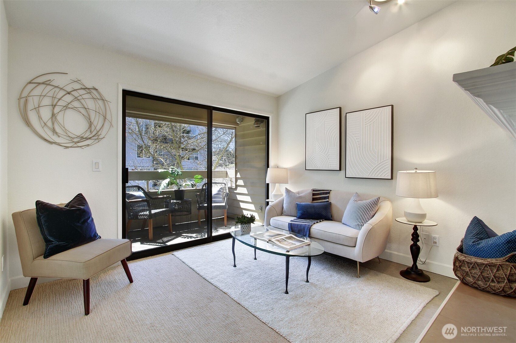 property viewer photo 9