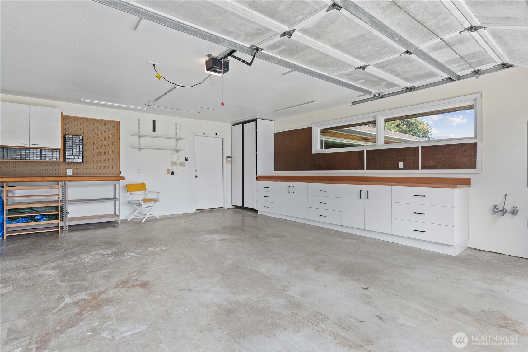 property viewer photo 24