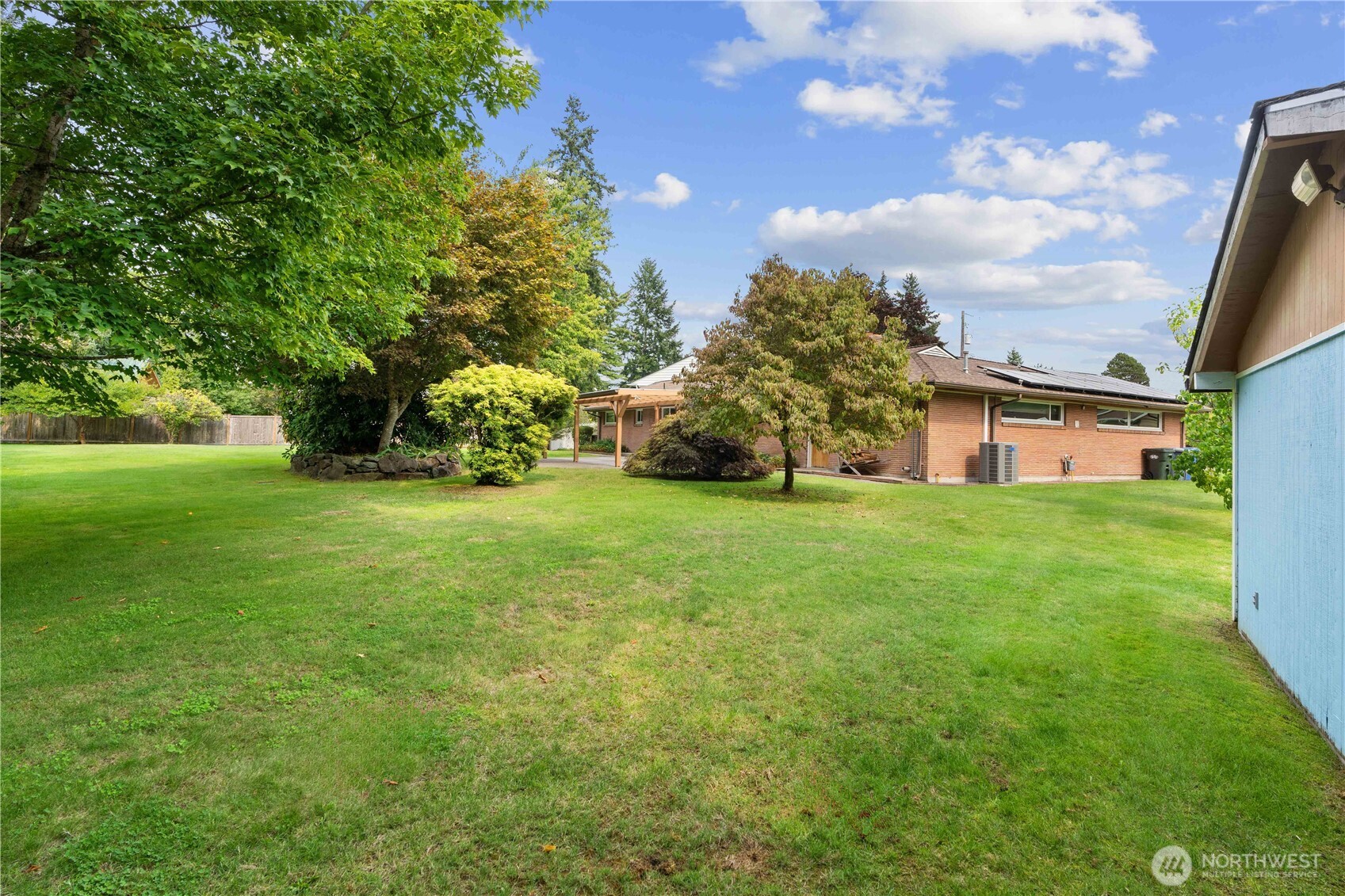 property viewer photo 27
