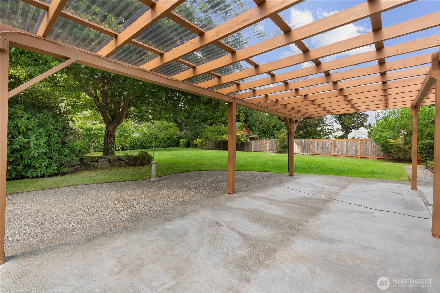 property viewer photo 4
