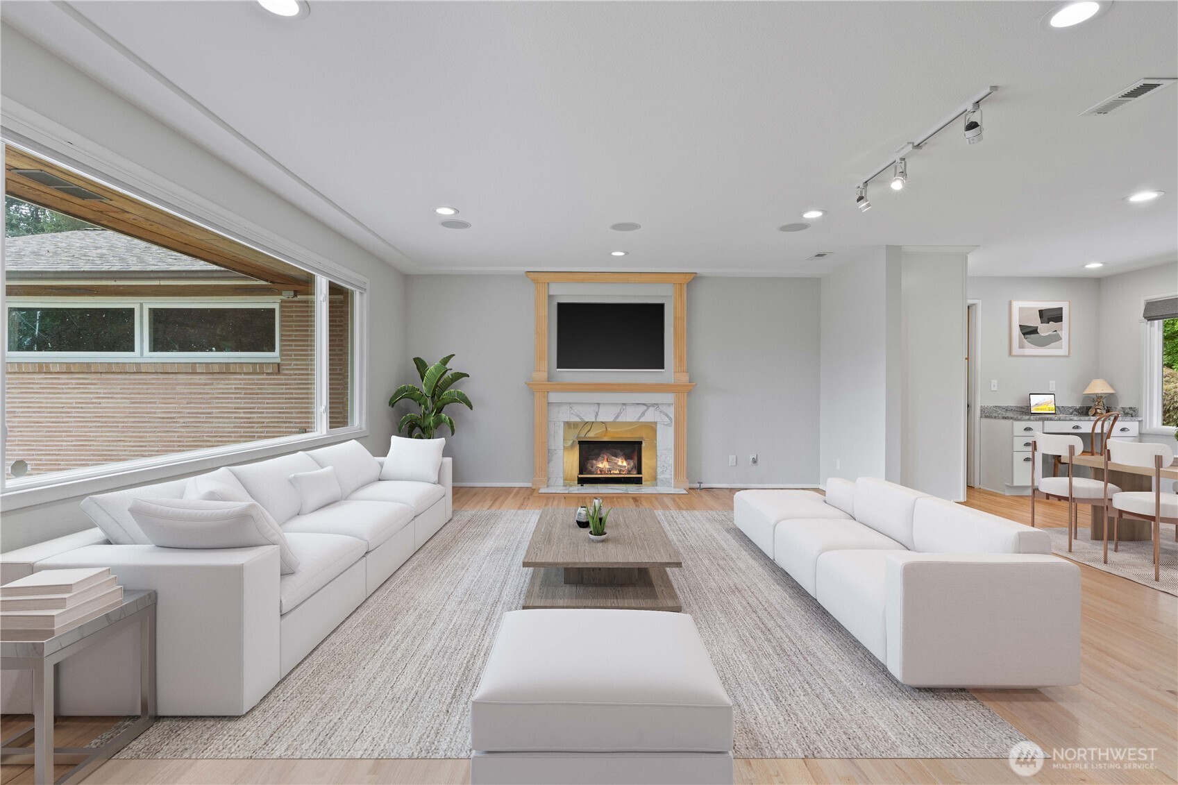 property viewer photo 6