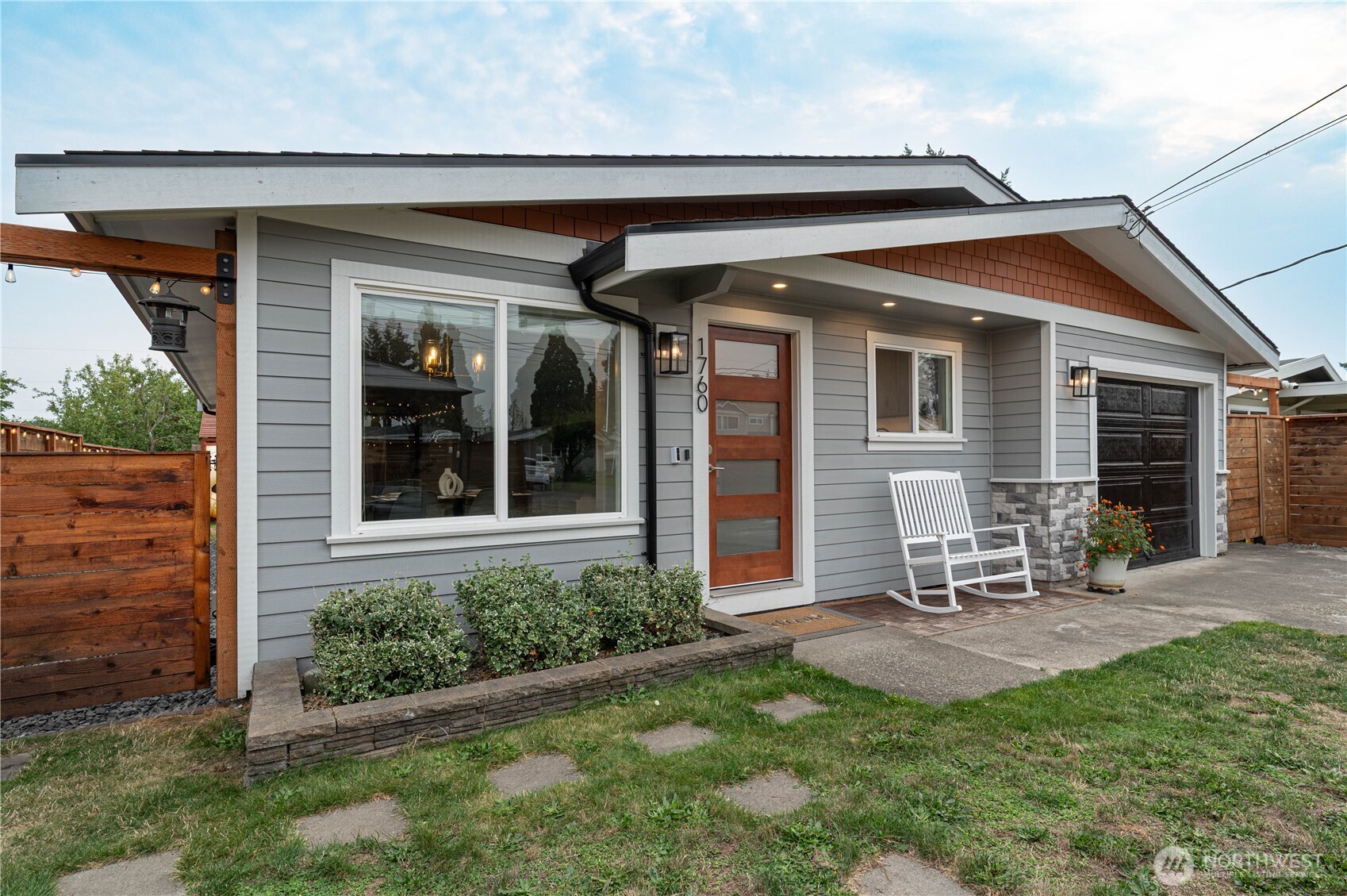 property viewer photo 1