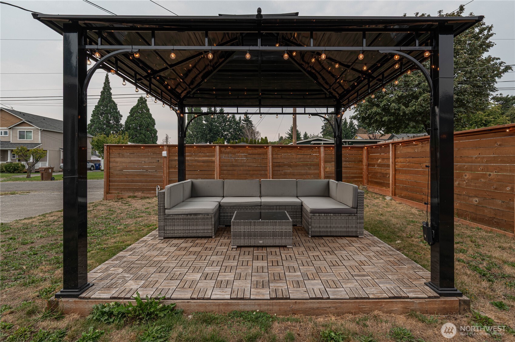 property viewer photo 29
