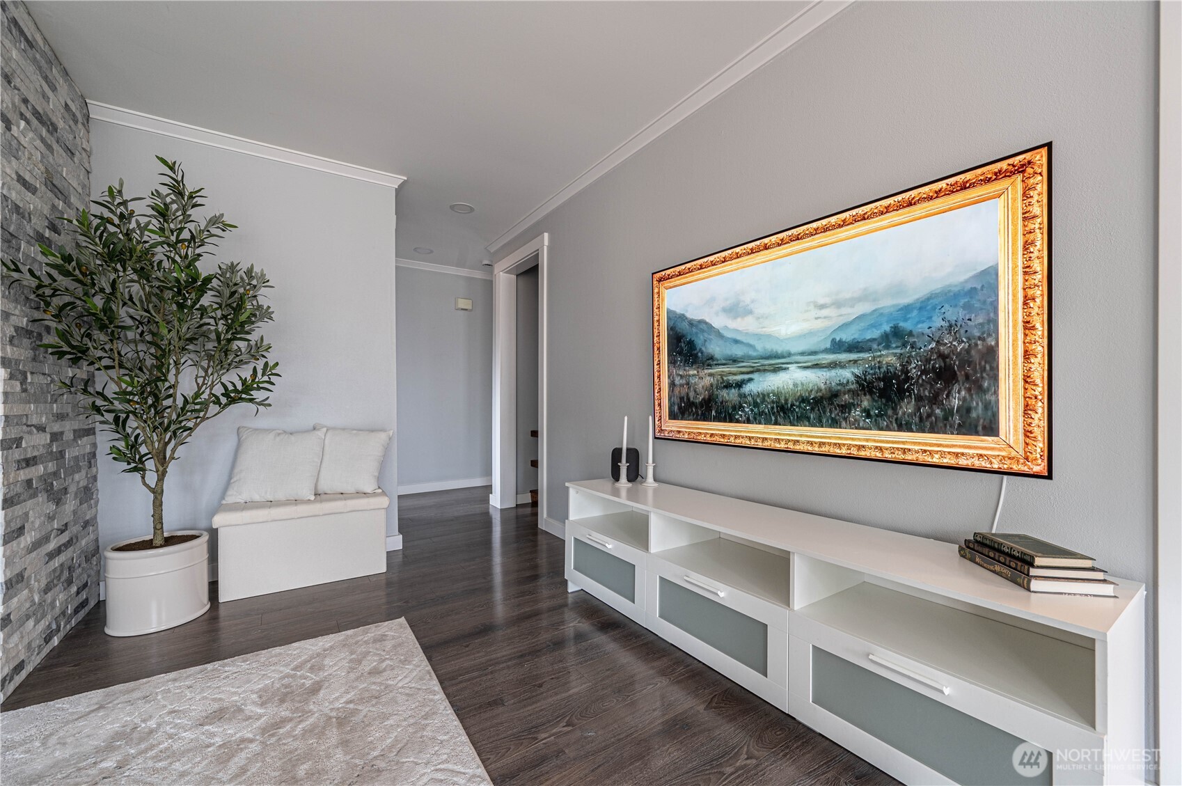 property viewer photo 5