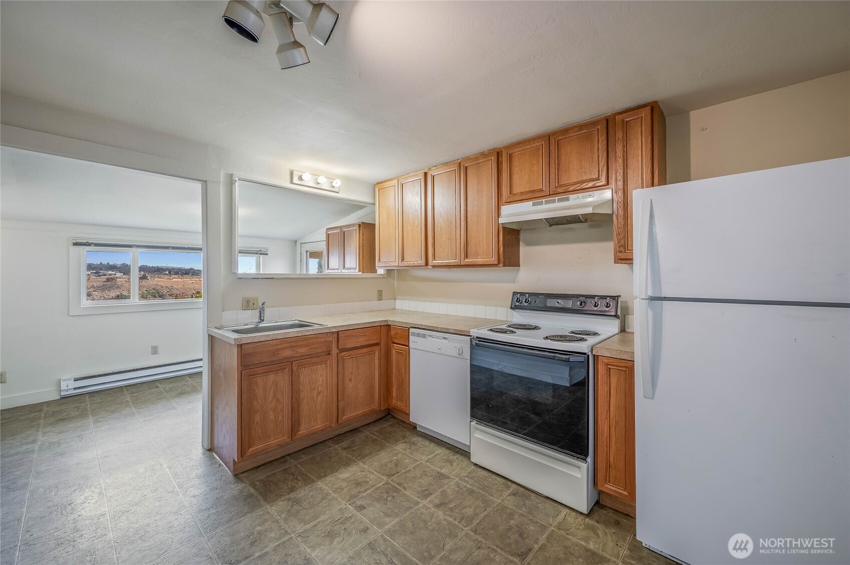 property viewer photo 10